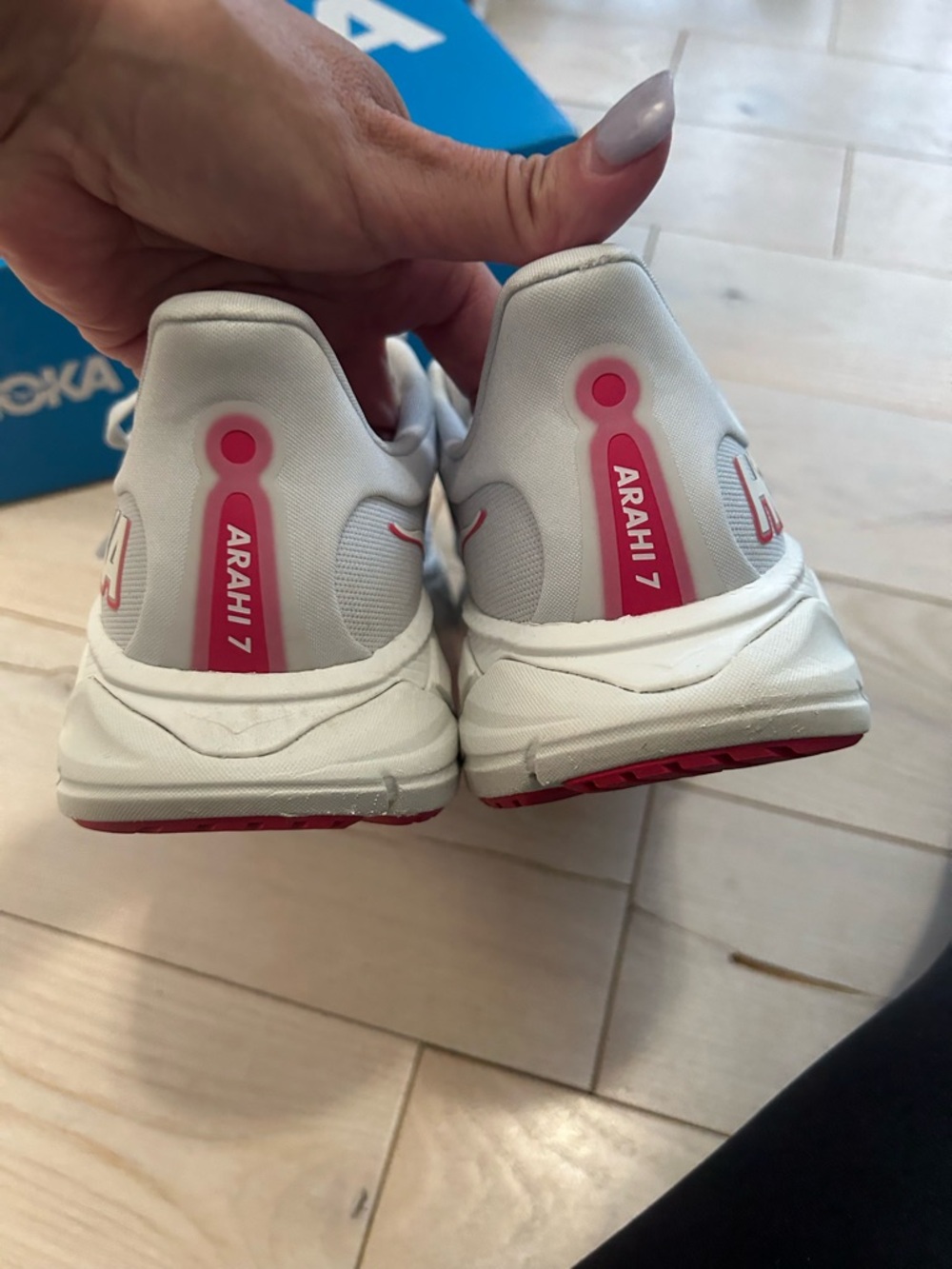 HOKA W AHARI 7 running shoes. - Picture 15 of 16